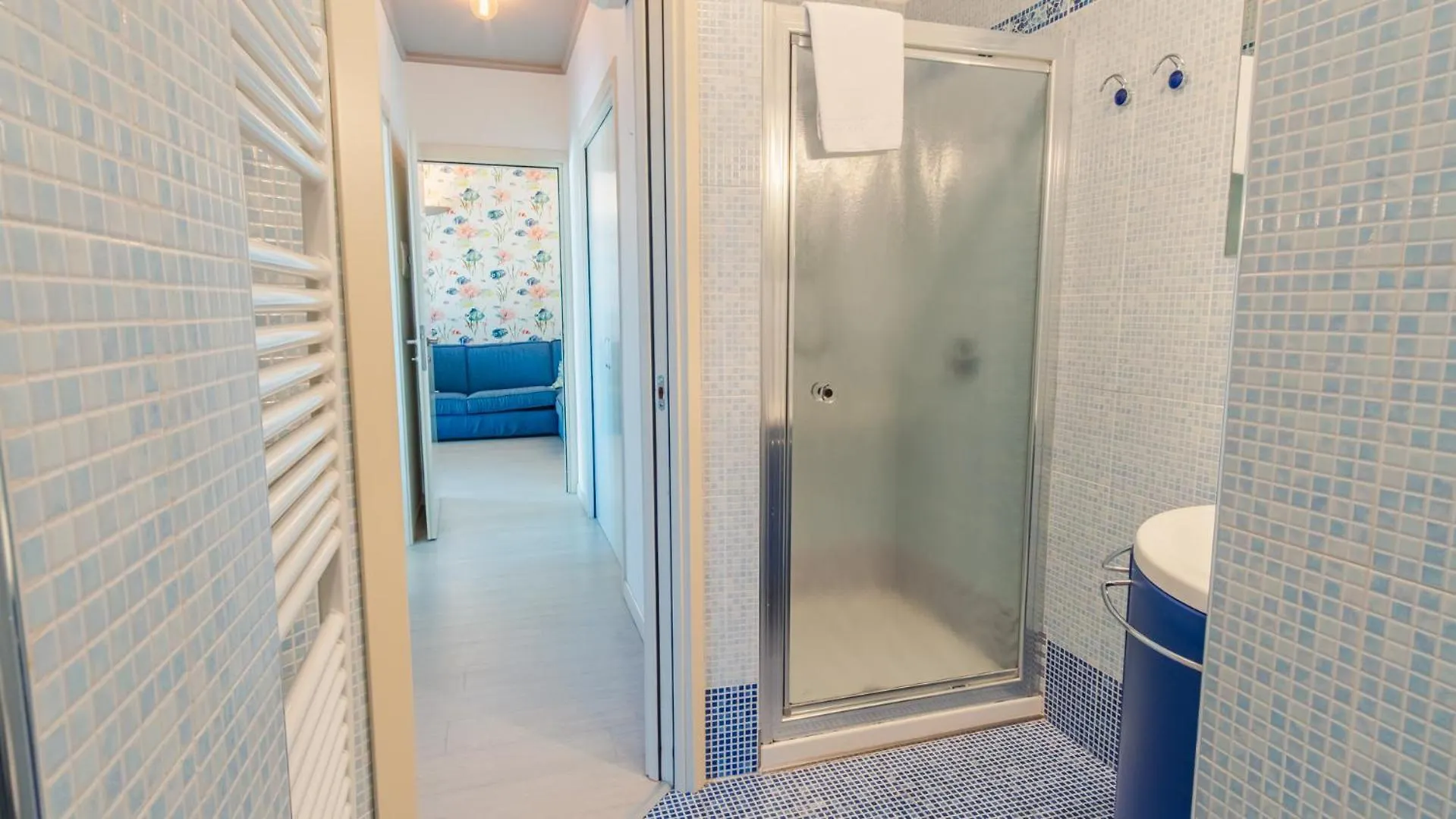 Ferienwohnung Sirmione Sunrise Terrace - Italian Homing Italien